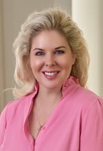 Elizabeth Hagen Photo